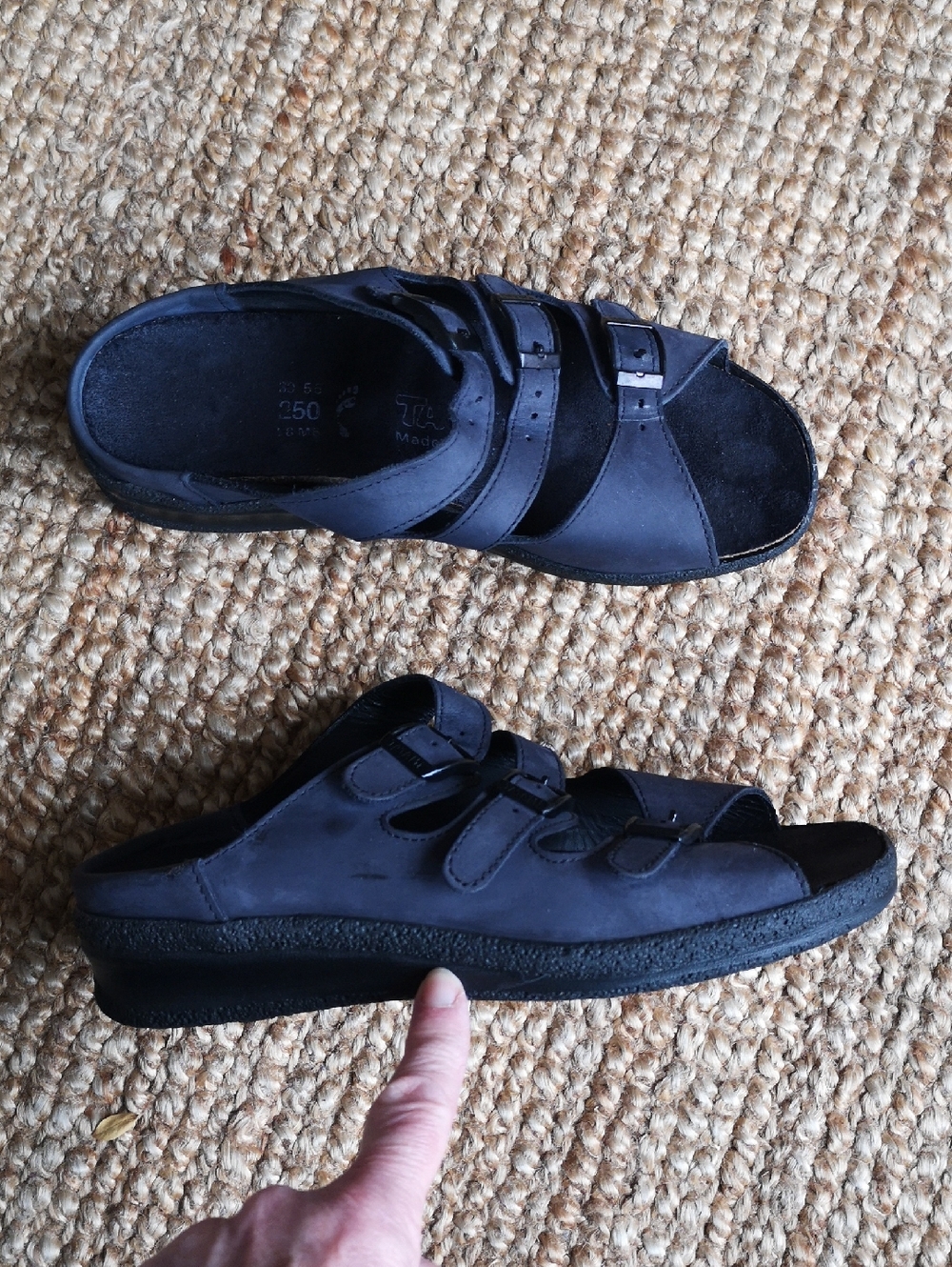 Tatami by Birkenstock 3-strap sandals - Picture 3 of 13